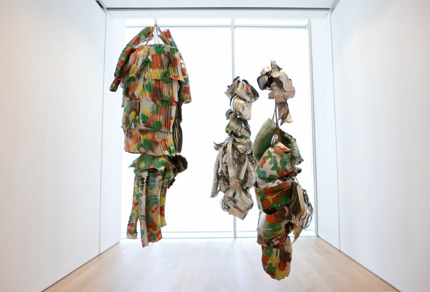 Living Sculpture (1966)