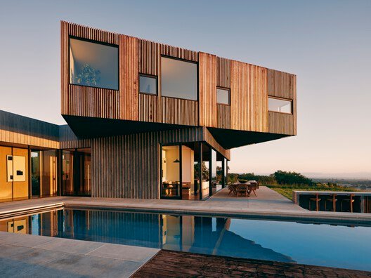 
        Moksha House / SAW // Spiegel Aihara Workshop
      