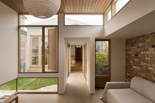 
        Stack & Field House / Steffen Welsch Architects
      
