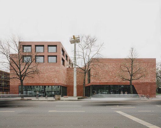 
        Spore Initiative / AFF architekten
      