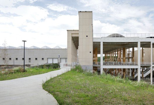 
        Charleroi Palais des Expositions / AgwA + architecten jan de vylder inge vinck
      
