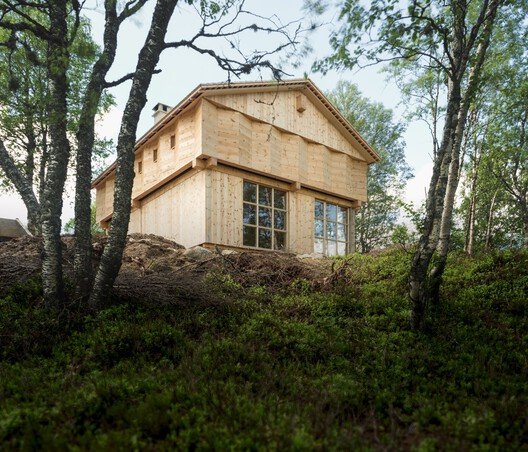 
        Timber Temple - Cabin in Sirdal / Arkitekt Folstad Knut
      