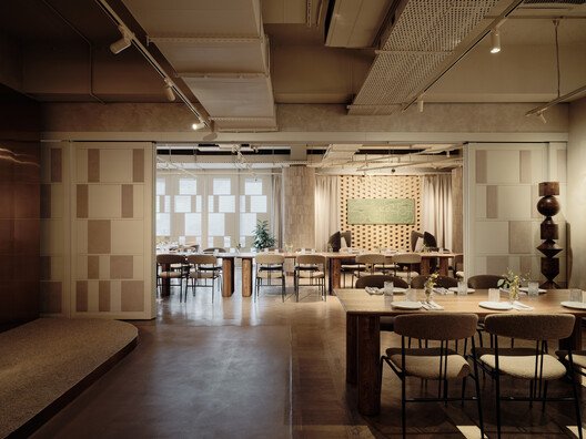 
        TAL family restaurant / NAAW
      