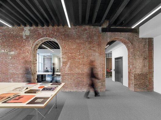 
        Marian Goodman Gallery New York  / studioMDA
      