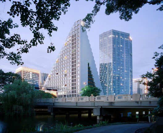 
        Hangzhou Prism / OMA
      