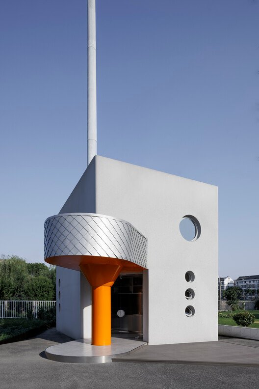
        Renovation of 5 X 7 / Greater Dog Architects
      