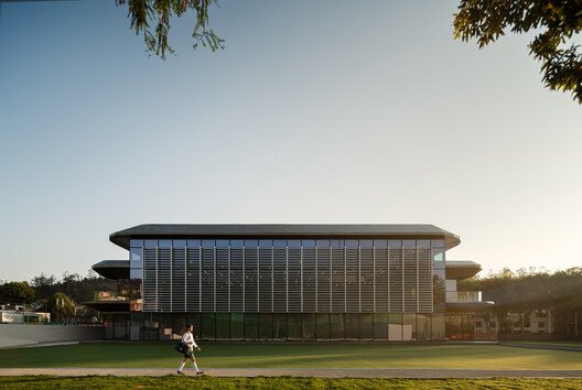 
        Mexican Football Federation High-Performance Center (CAR) / Gensler
      