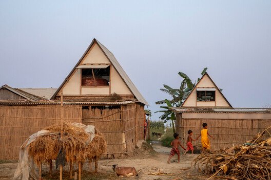 
        Building Forward: How Vernacular Knowledge Is Shaping Contemporary Architecture
      
