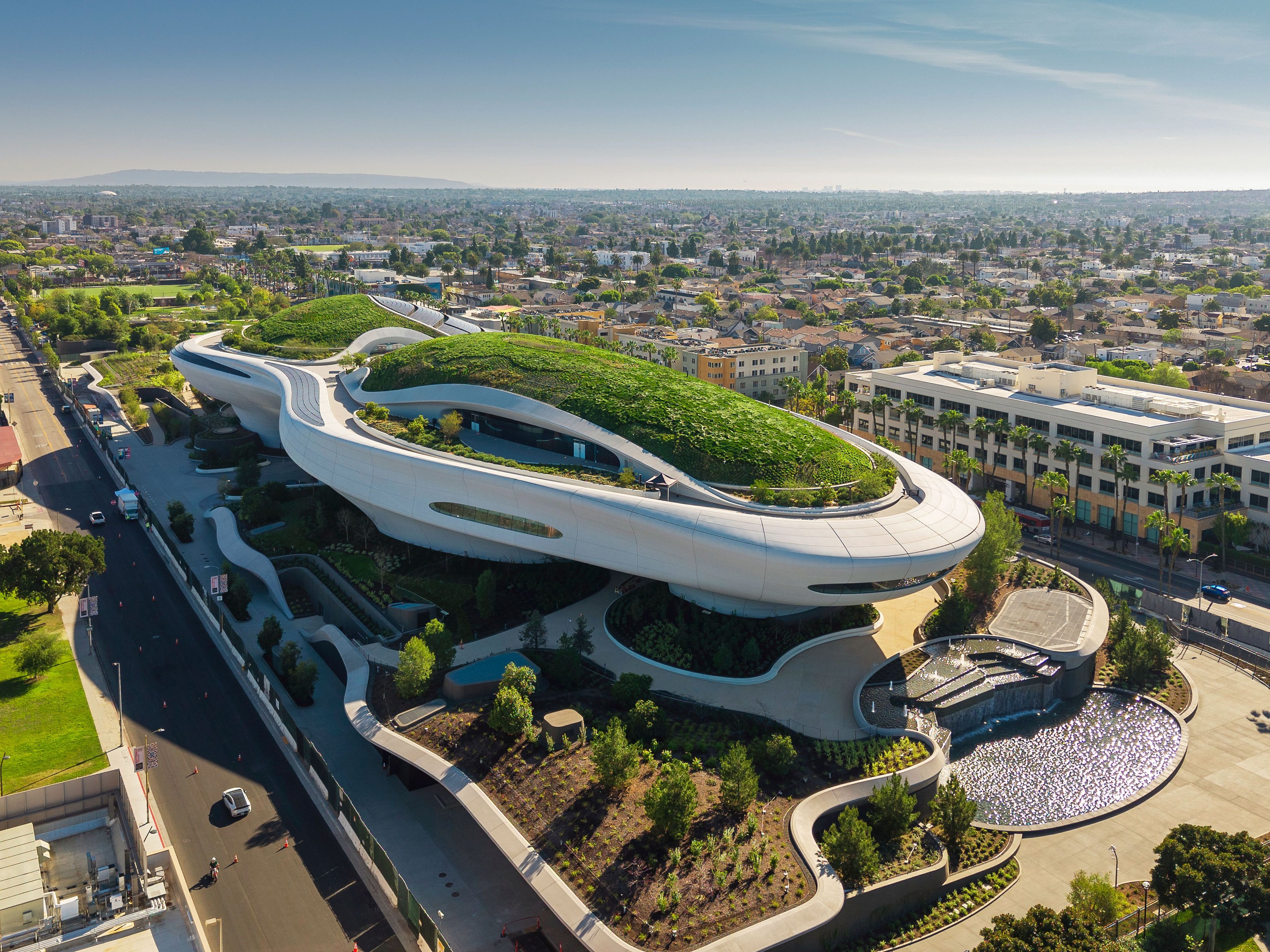 A First Look at the Otherworldly Lucas Museum of Narrative Art in Los Angeles
