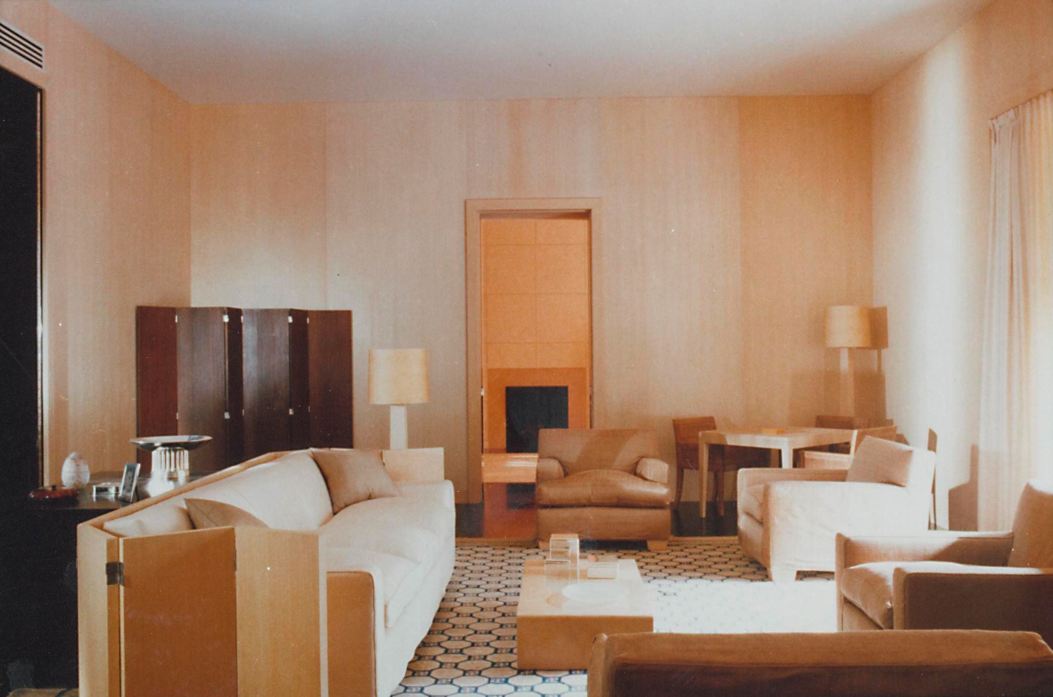 Is Jean-Michel Frank’s Super Simple, Century-Old Seat the GOAT of Chairs?