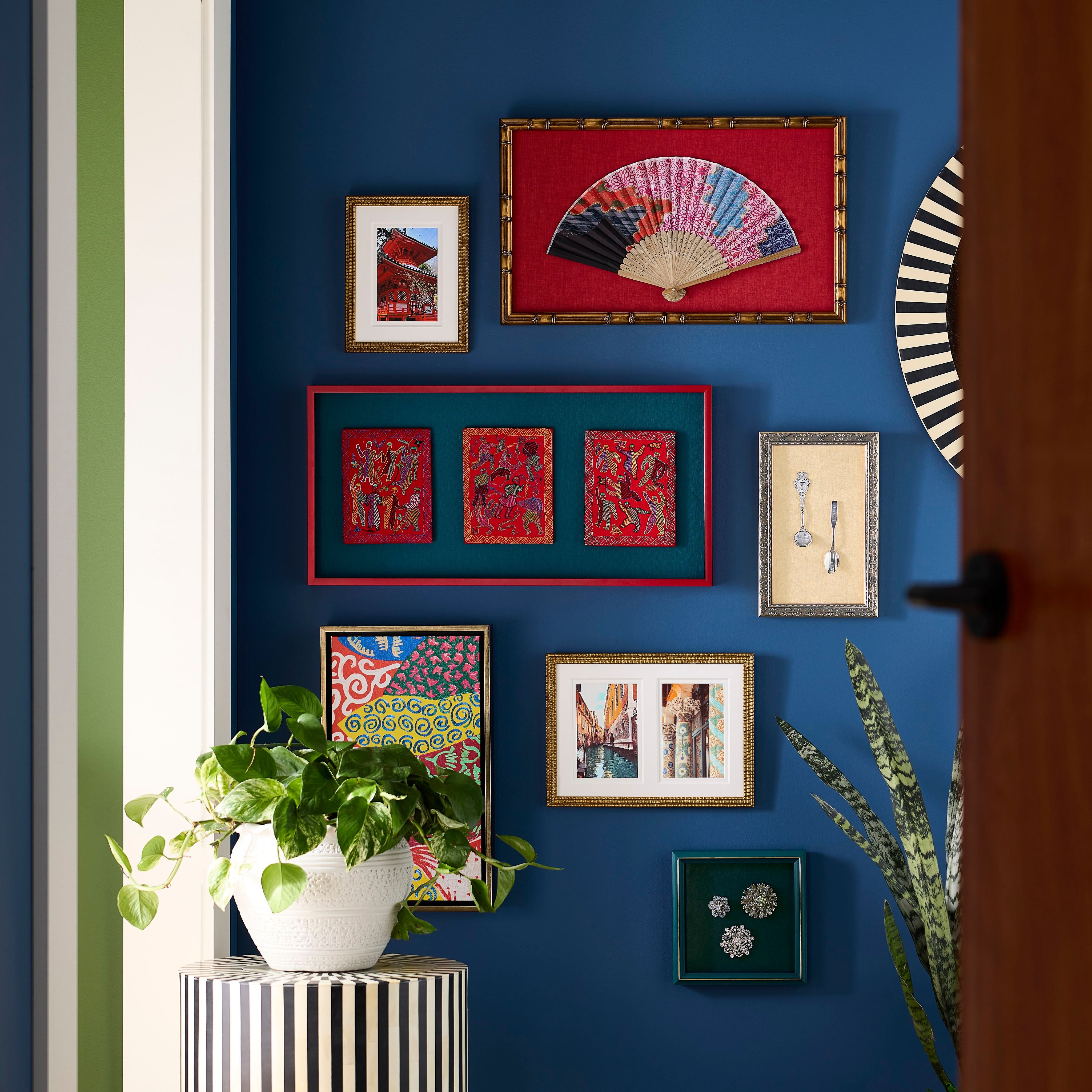 Michaels and AD Team Up for a Display-Worthy Frame Collection