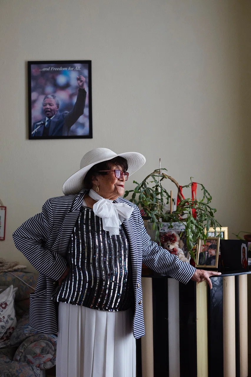 jenny-lewis-portraits-of-a-community-photography-itsnicethat-11.jpeg