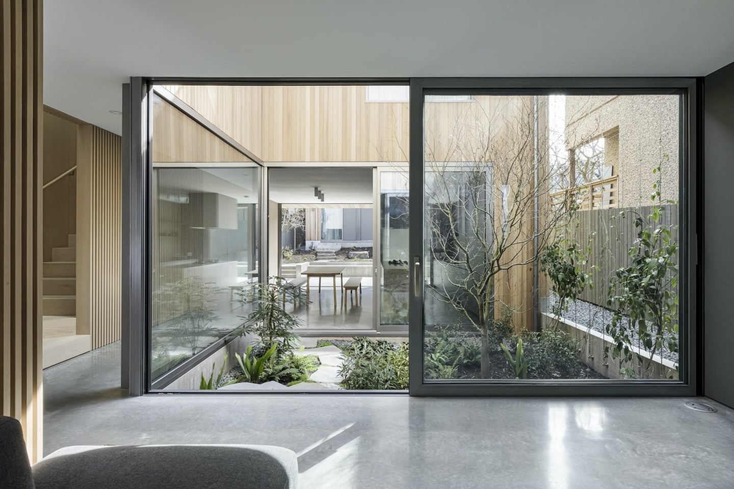 ignant-architecture-leckie-studio-courtyard-house-07-1440x960.jpg