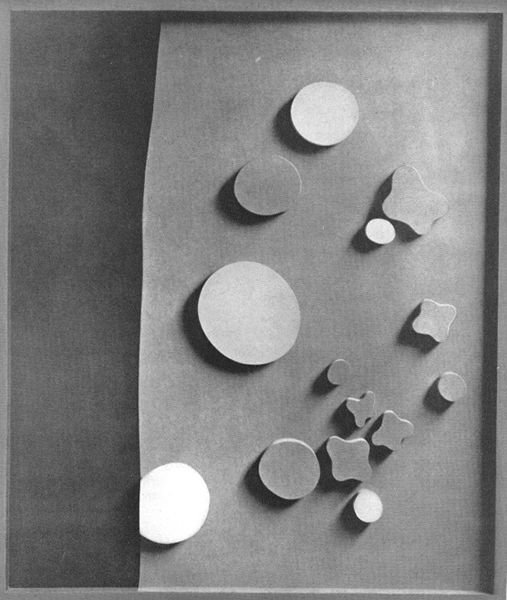 da61d92e9b690760f2b5df356c535005-jean-arp-painted-wood.jpg