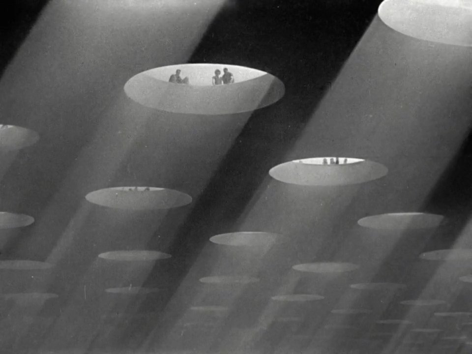A Matter of Life and Death (Dir. Michael Powell, Emeric Pressburger, 1946)