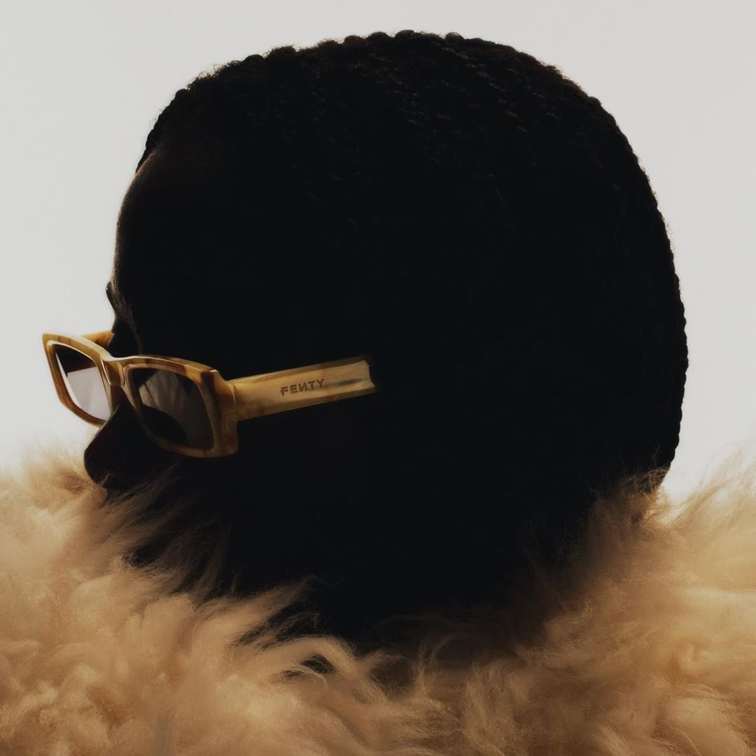 fenty_71028364_2575803099315769_7752085184002811793_n.jpg