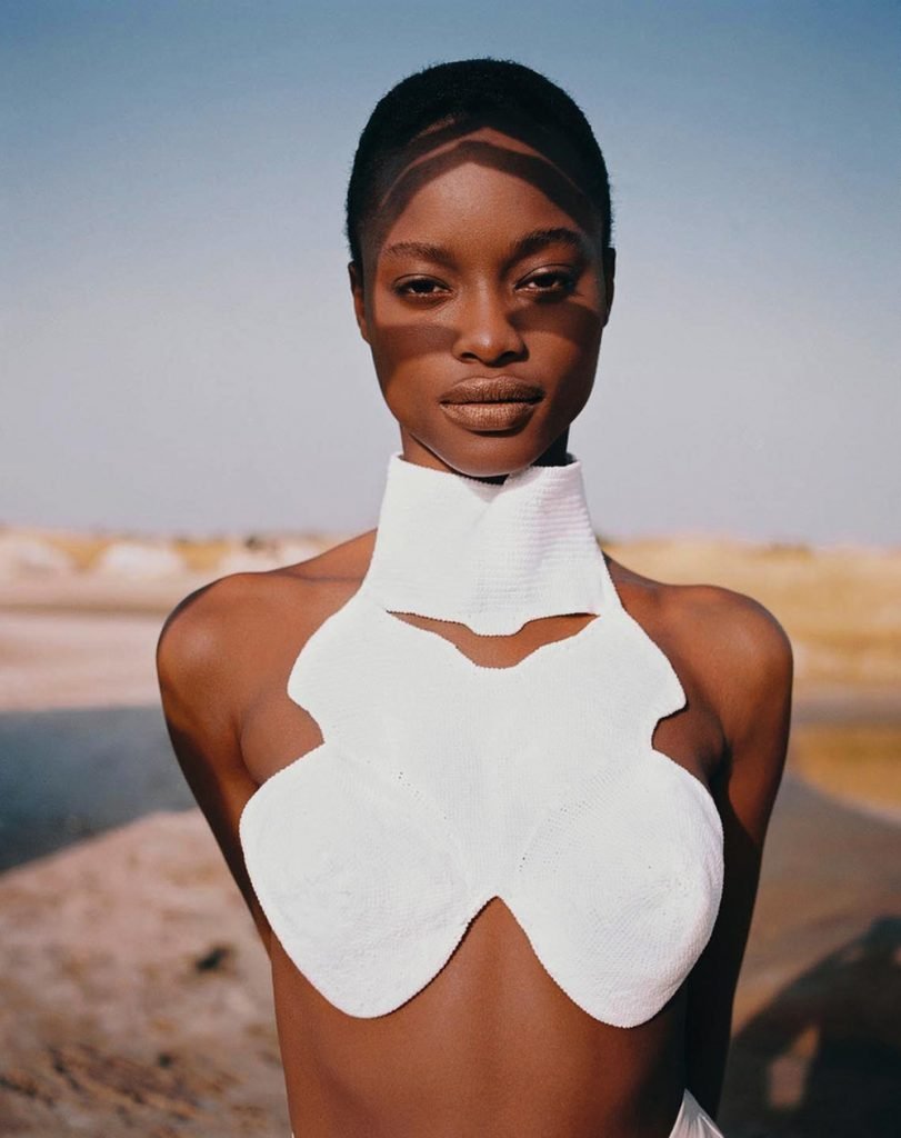 dan-beleiu-vogue-spain-mayowa-nicholas-18-811x1024.jpg