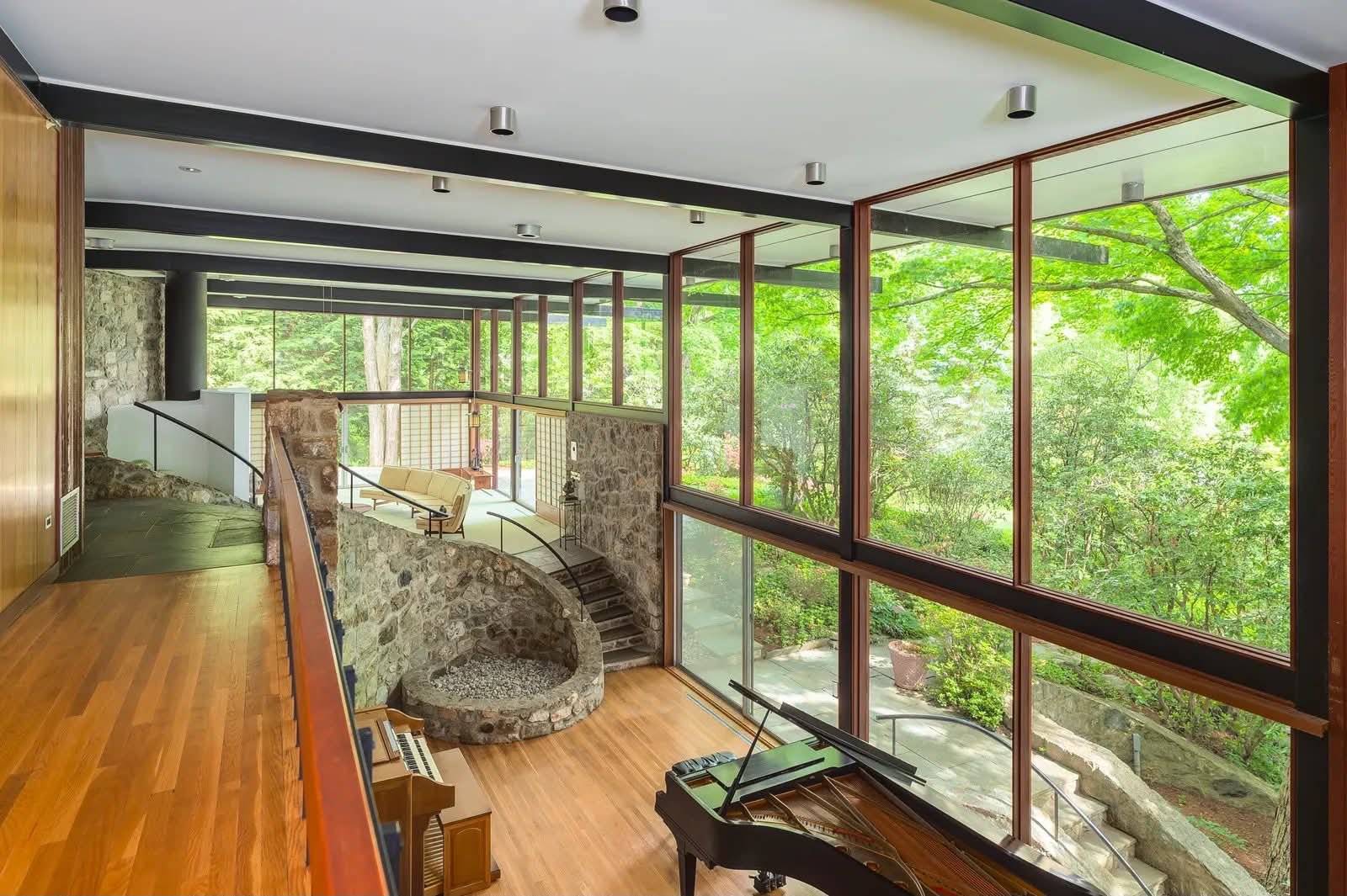 Dave Brubeck's 1960's Connecticut home was as cool as his music.