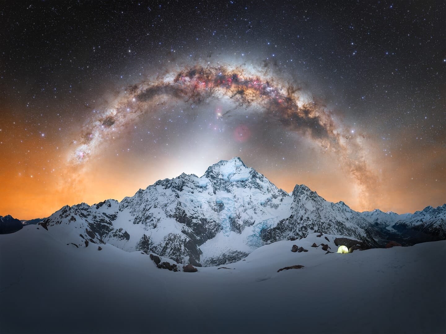 Explore 25 Incredible Photos of the Milky Way Captured Around the World