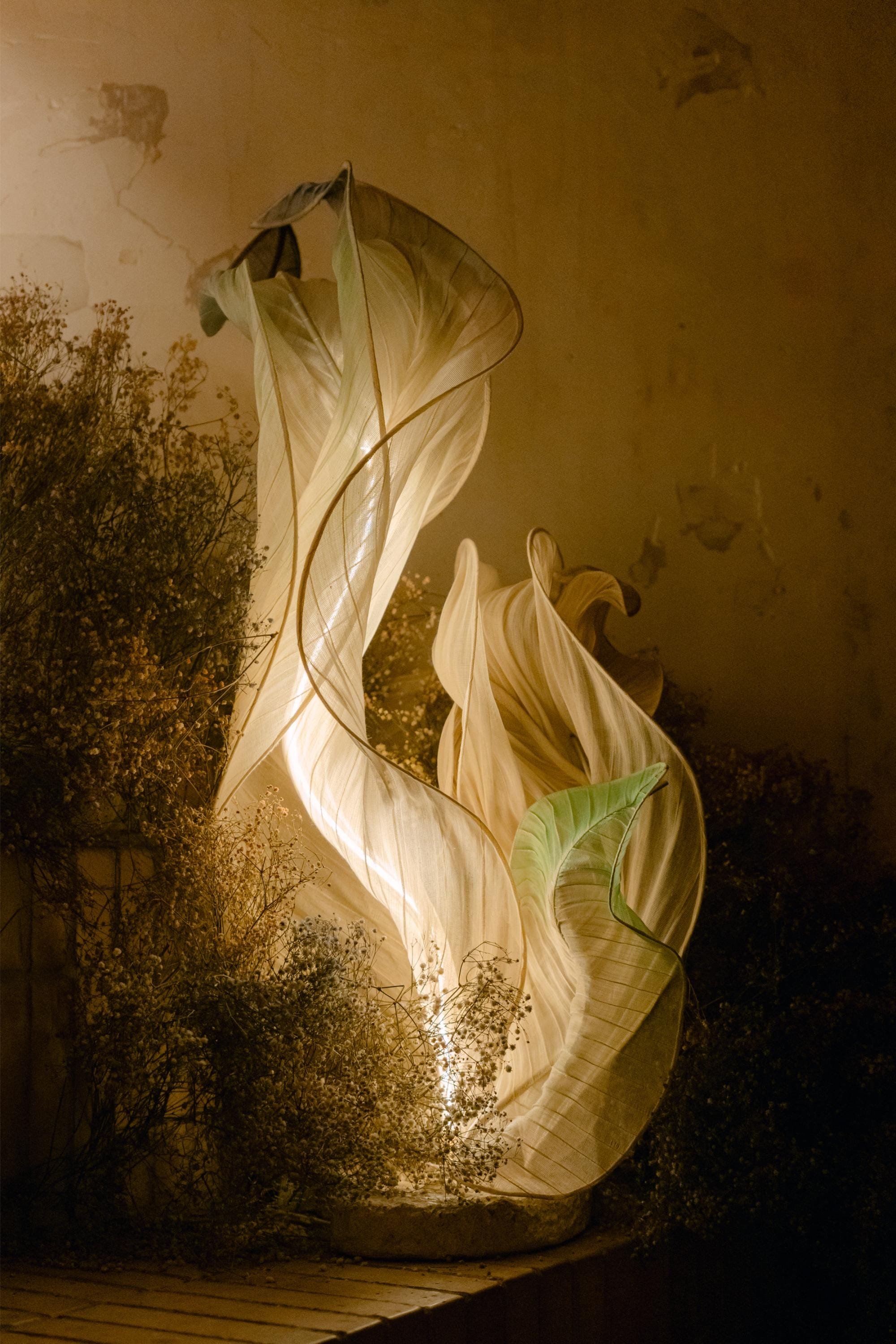 Mirei Monticelli’s Hand-Woven Banana Fiber Lamps Swell Between Material and Movement