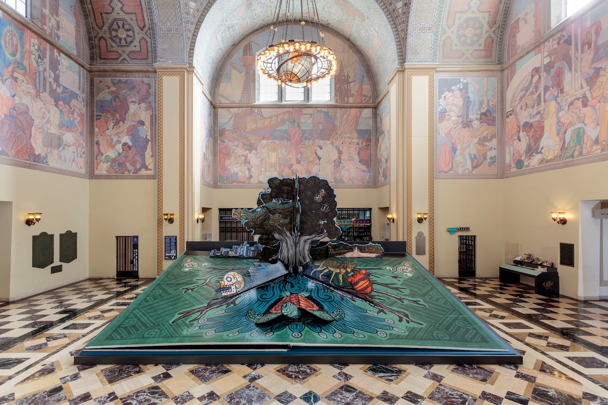 Los Angeles Public Library Unveils the World’s Largest Pop-Up Book