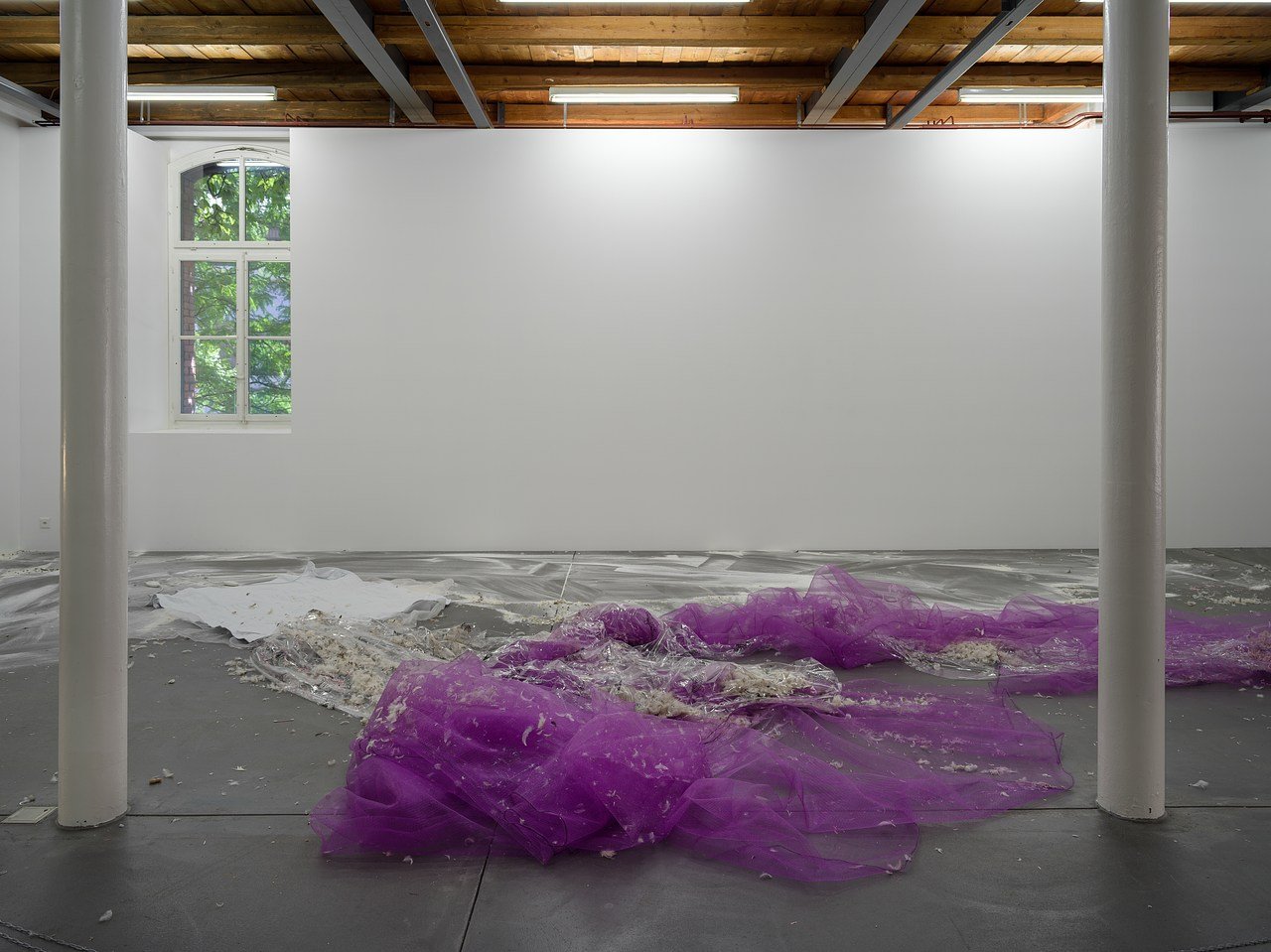
        Jason Dodge at Kunsthalle Friart Fribourg
      
