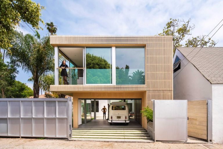 How One Backyard Garage Turned Into a Bright and Flexible Guest Home