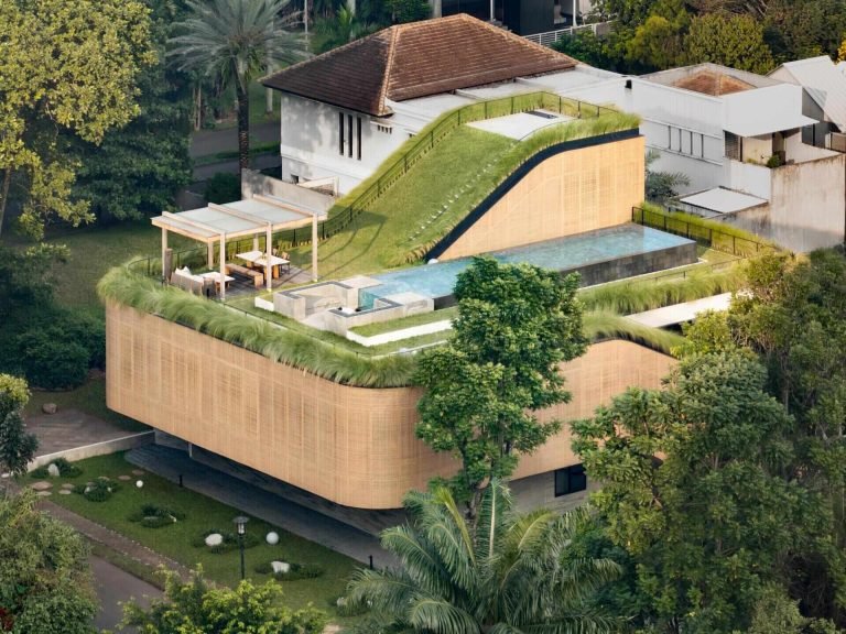 This Indonesian Home Doubles As An Office, With A Rooftop Pool Above