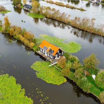 The Dutch Community Where People Live on Strips of Land in a Lake 