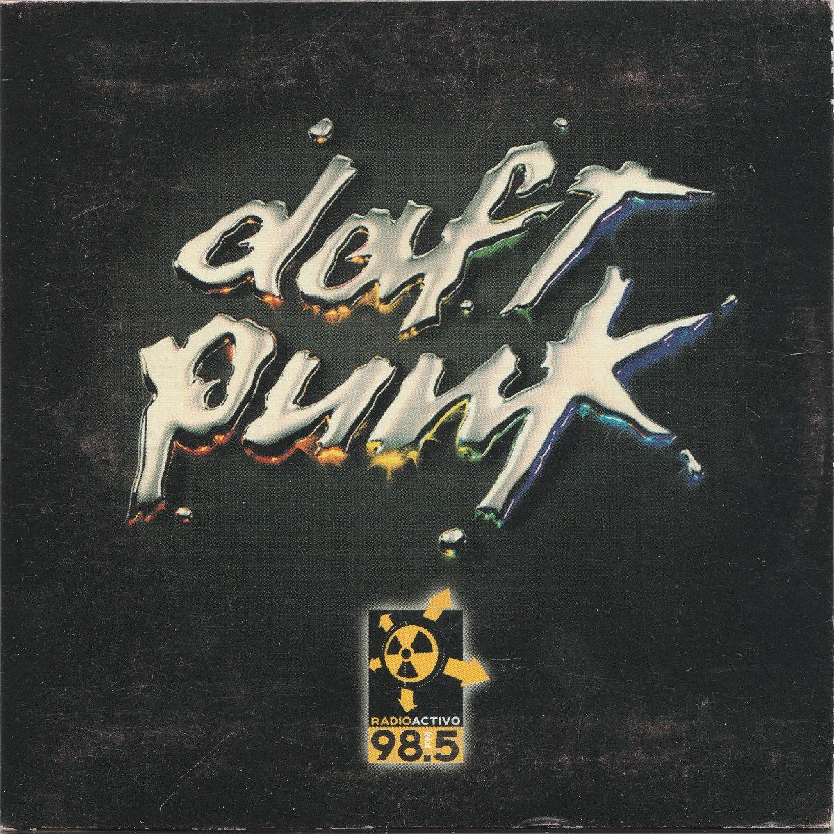 Radioactivo 98.5 (2001) — Daft Punk