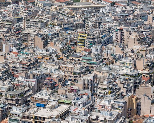 who gets to stay when cities become digital nomad destinations?