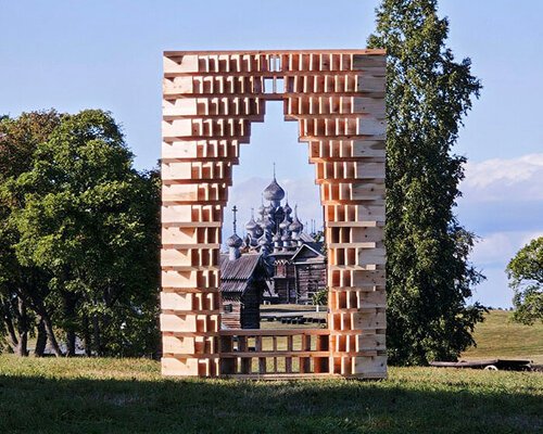 lens installation uses rhythmic timber slats to frame island’s historic churches