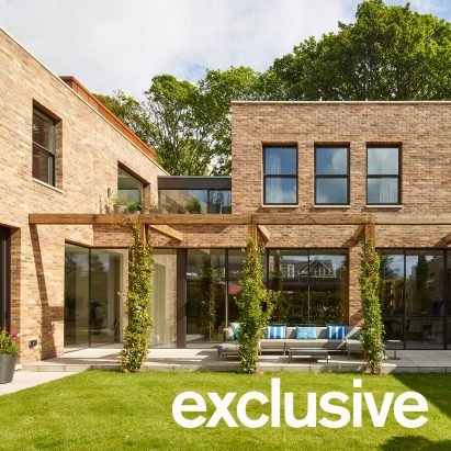 Musson Brown Architects and Miltiadou Cook Mitzman complete "flatpack" Newcastle home