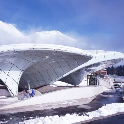 Zaha Hadid's Nordpark stations topped with parametric "ice formations"