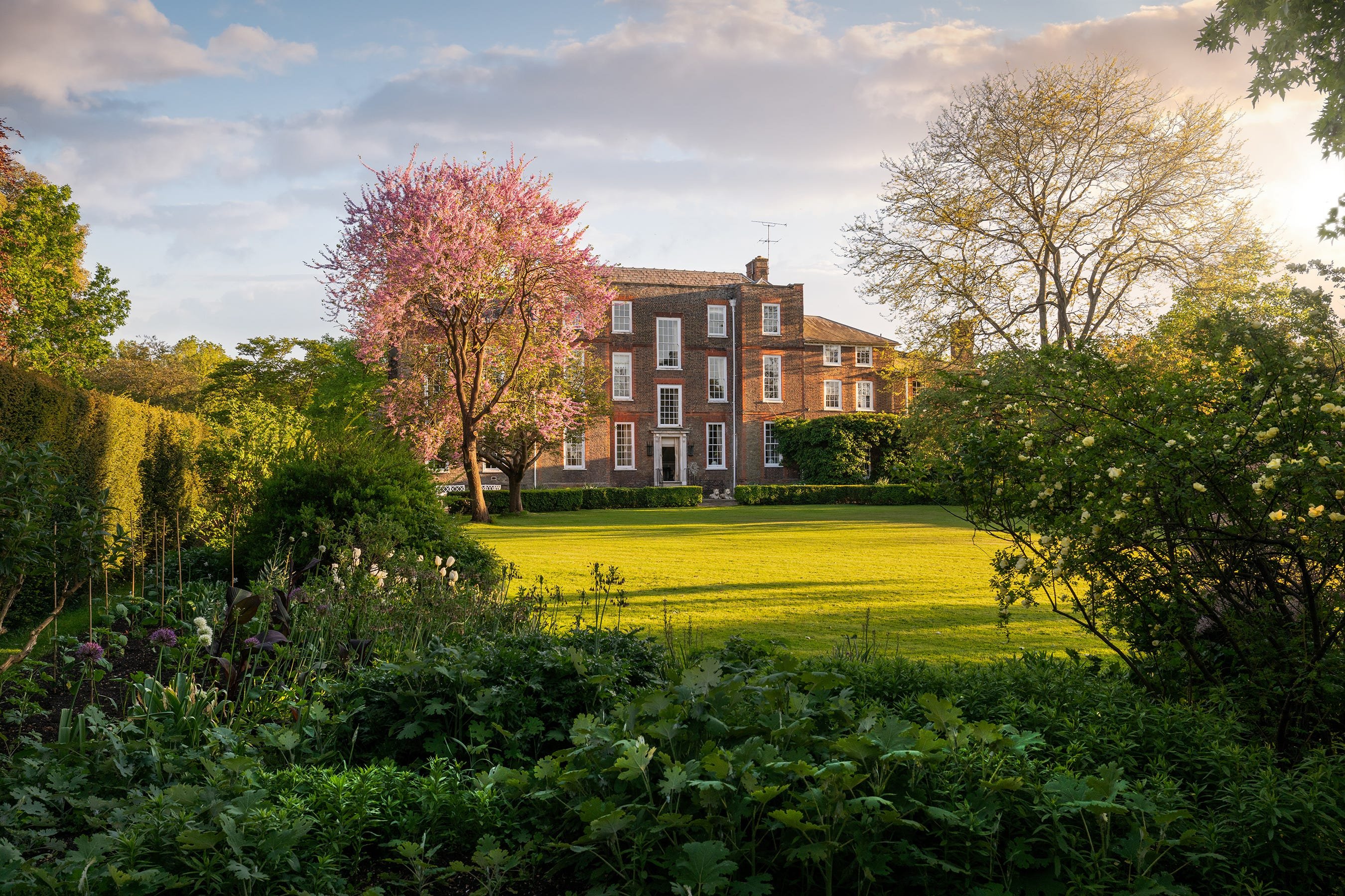 Two Aristocratic London Homes Hit the Market—and Princess Diana Frequented One of Them
