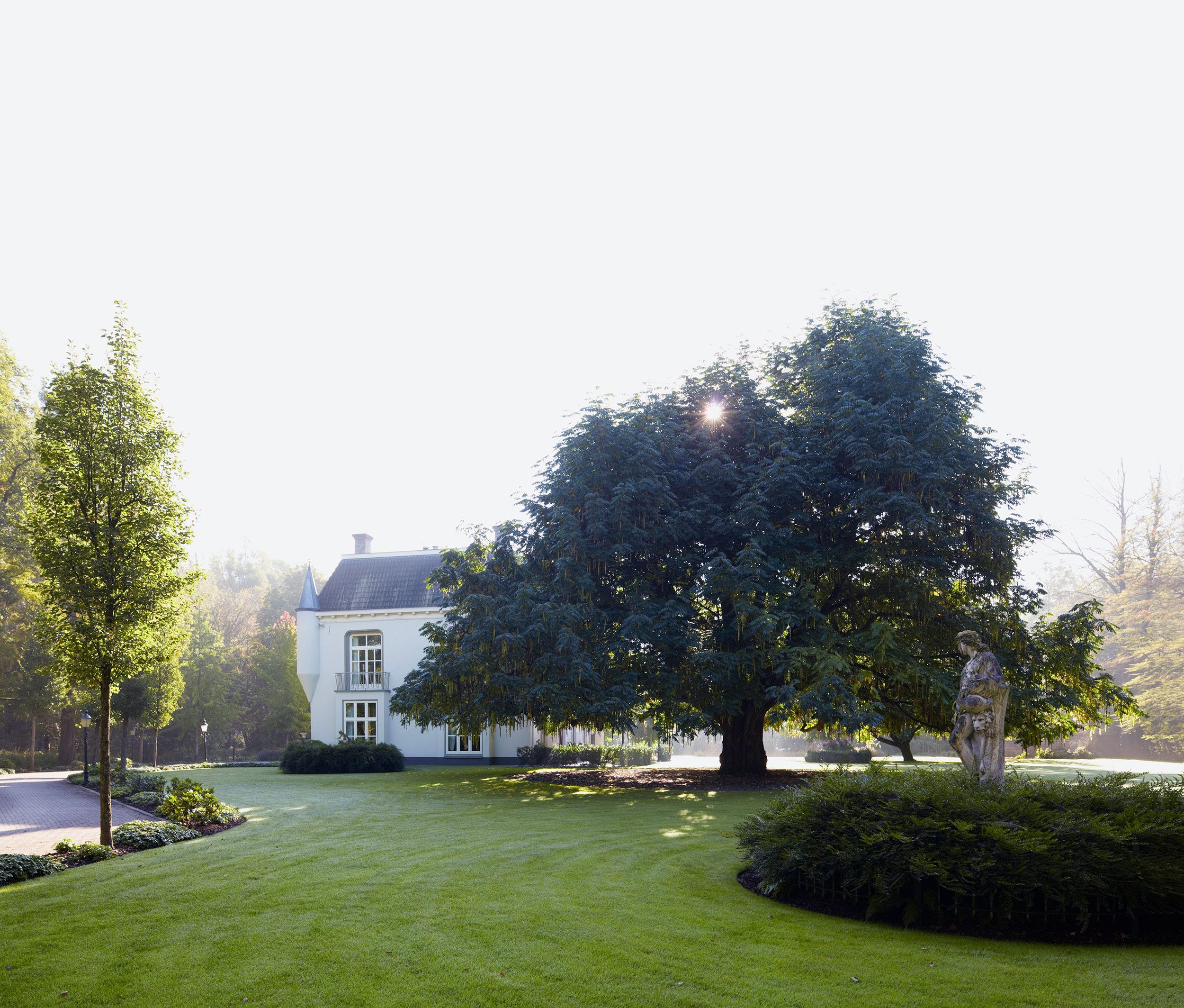 From the Archive: Nearly 1,100 Artworks Hang in This Dutch Countryside Castle