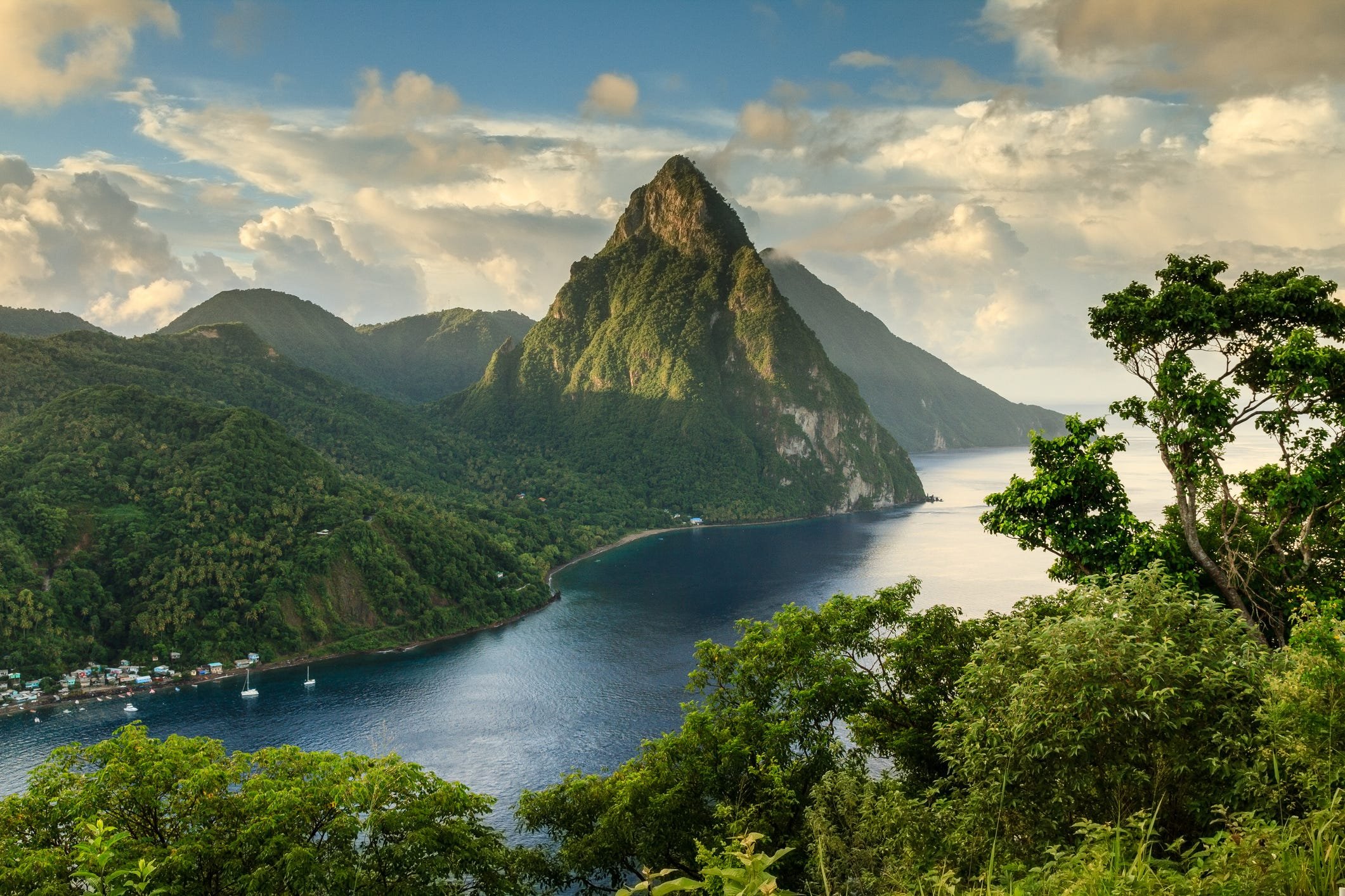 The 6 Best Caribbean Countries to Move to for Citizenship in 2027