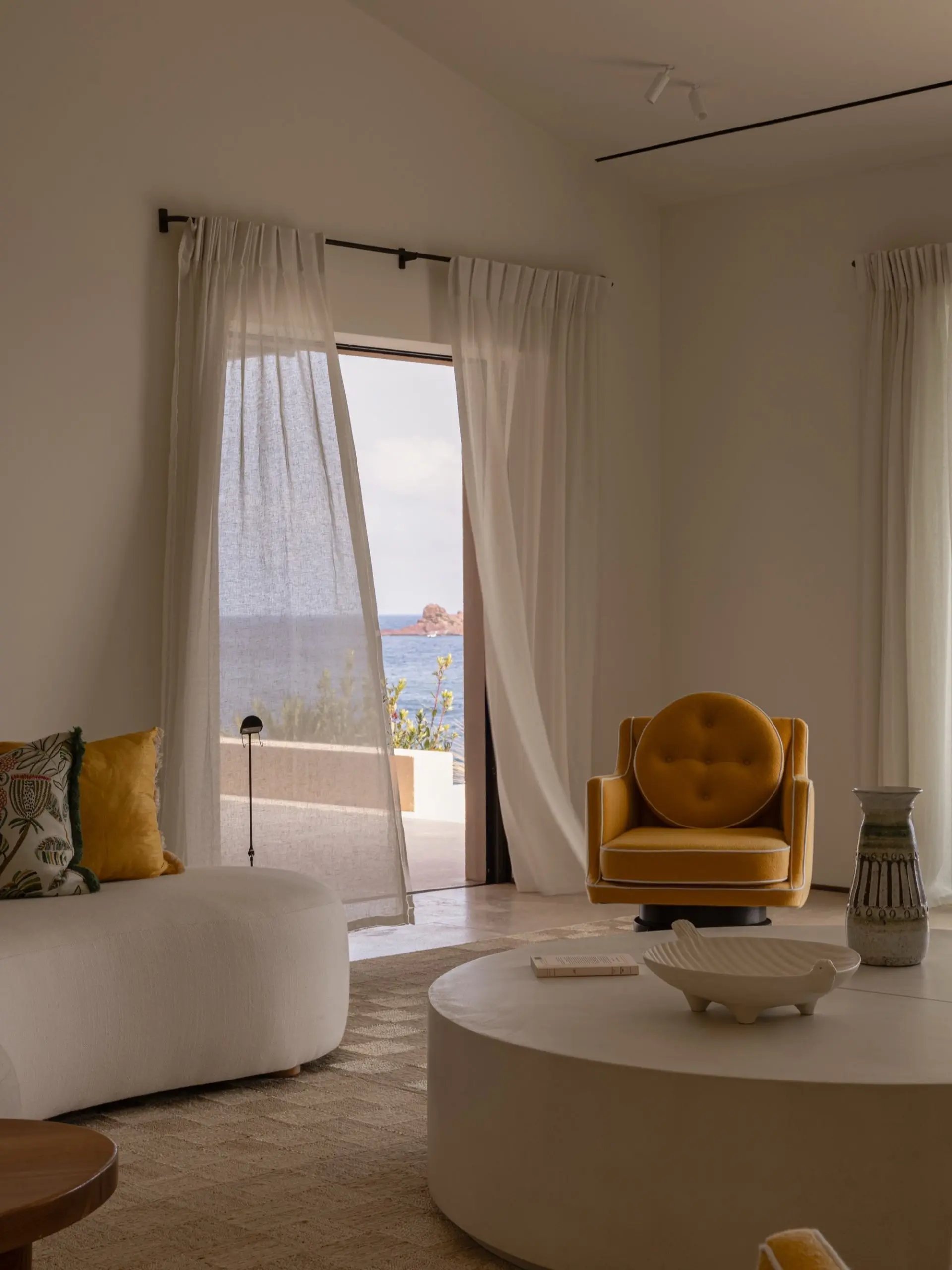 First Light: Inside Nathalie Deboel’s Holiday Home on the French Riviera