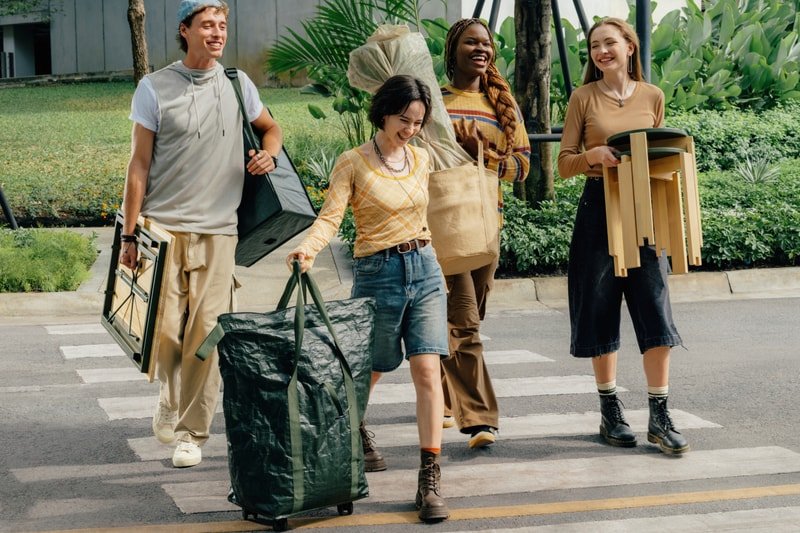 Move Easy: IKEA’s KOMPISHÄNG Collection Redefines Temporary Living