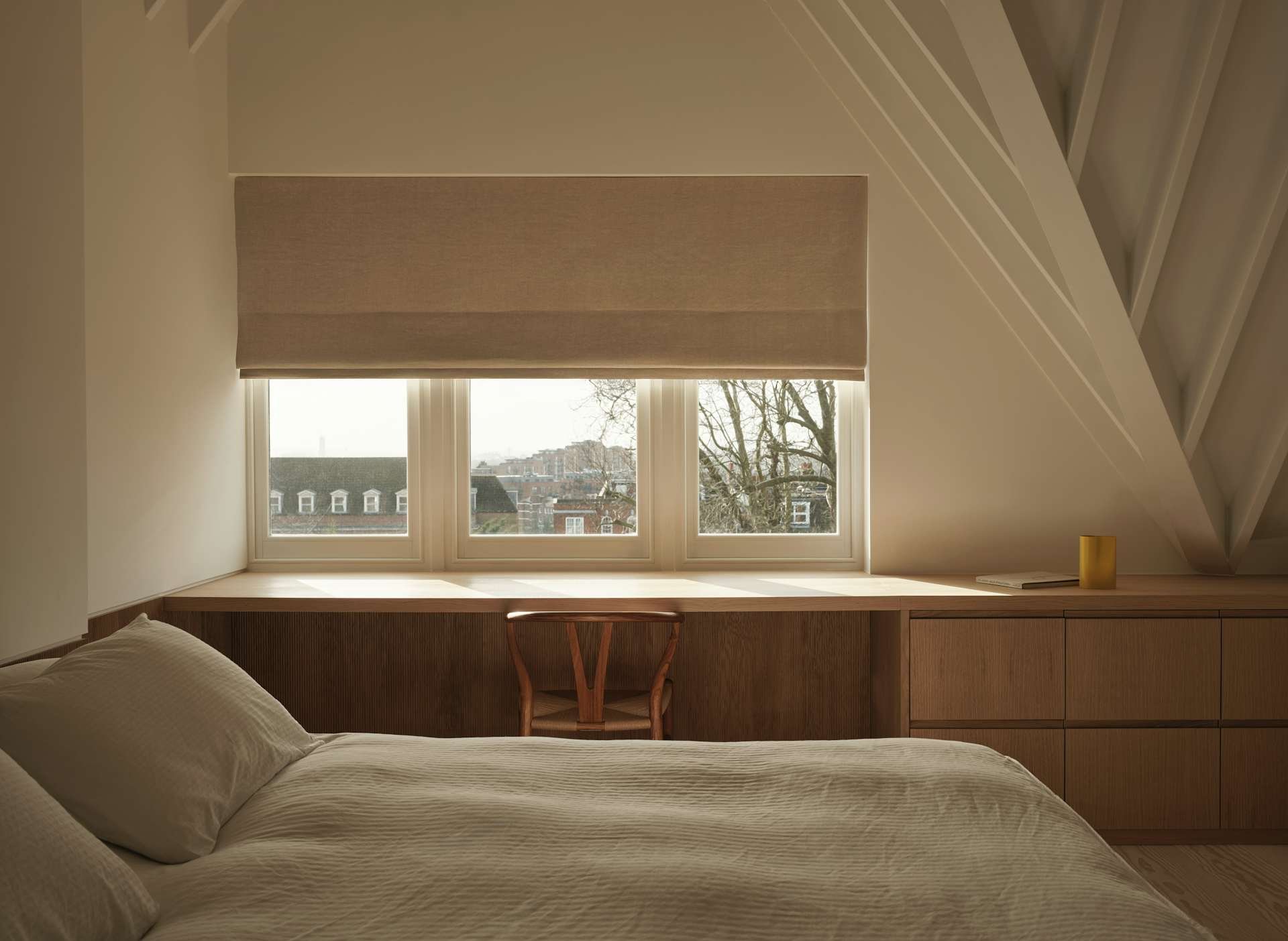 Photo 9 of 5971 in Photos from A Sculptural Ceiling Brings Oscar-Worthy Levels of Drama to This Reworked London Flat - Dwell