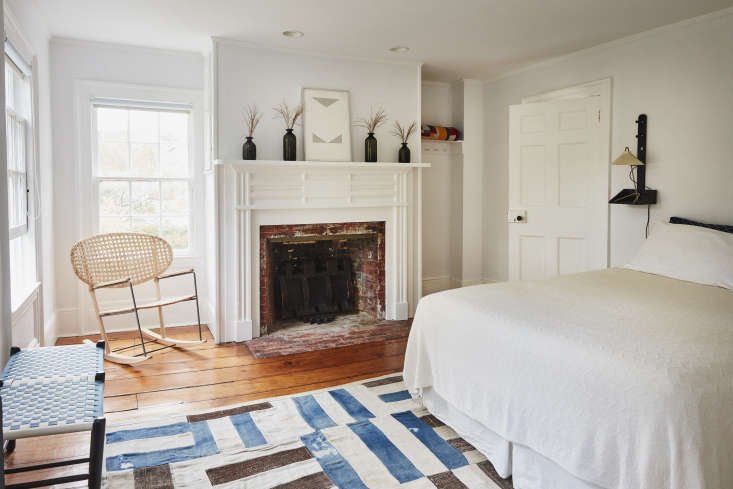 Remodelista Reconnaissance: A Cane-Back Rocker in a Designer’s Summer Bedroom