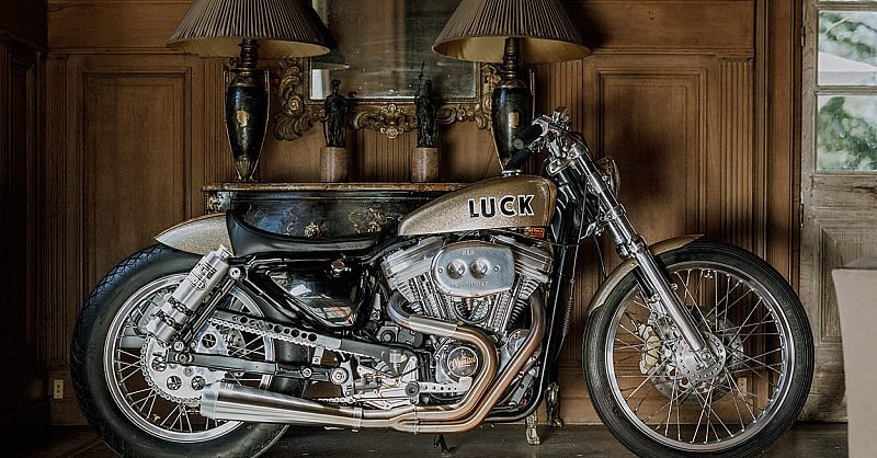 Throwback Thursday—Glamster: Lucky Cat's Sportster Drips with Japanese Style