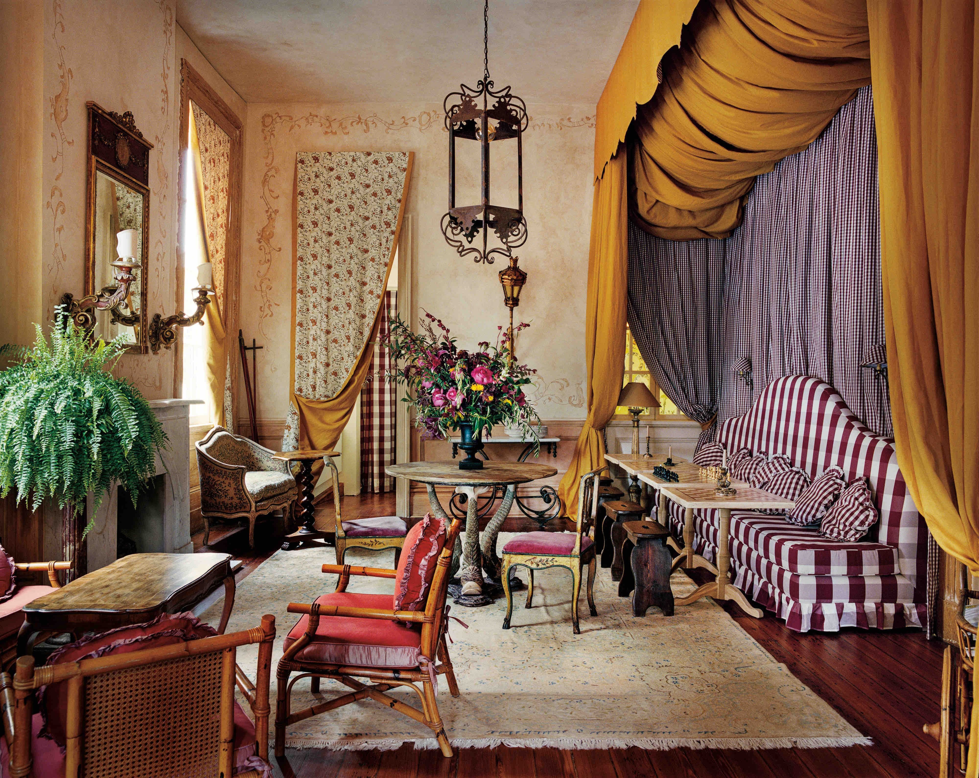 Where to Stay in New Orleans If You Like to Eat