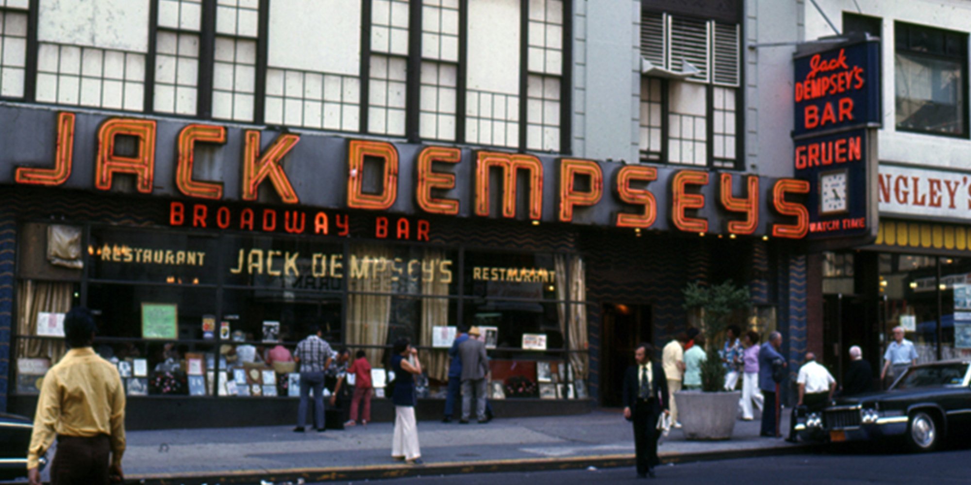 The Forgotten Heyday of Athlete-Owned Bars and Restaurants