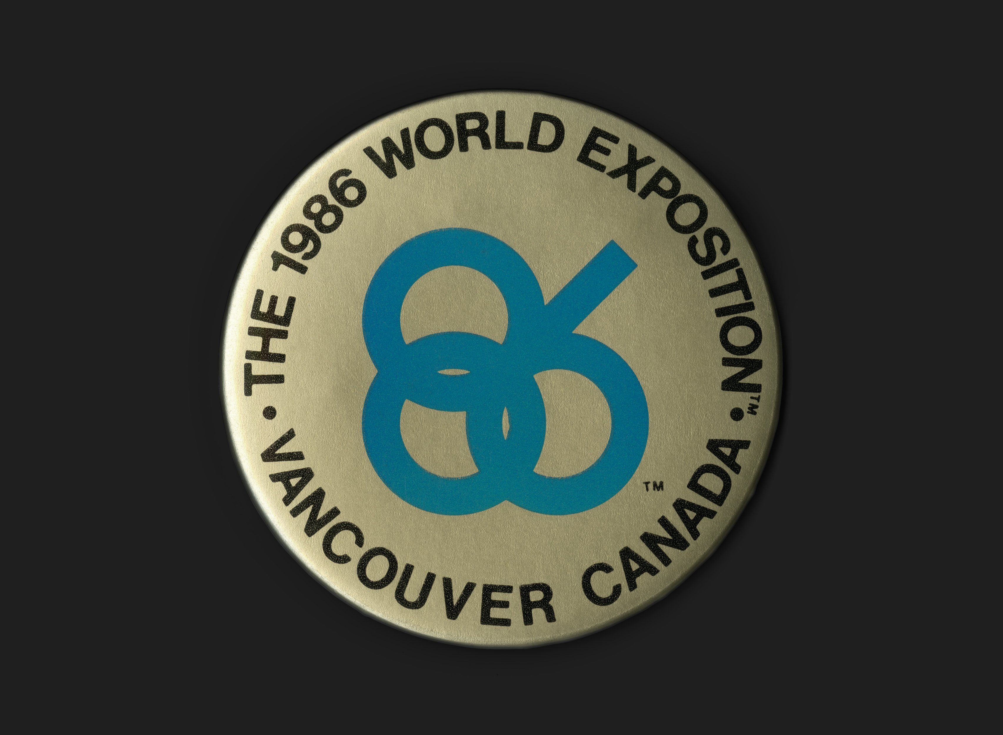 Expo 86 Pinback Badge - Canada Modern