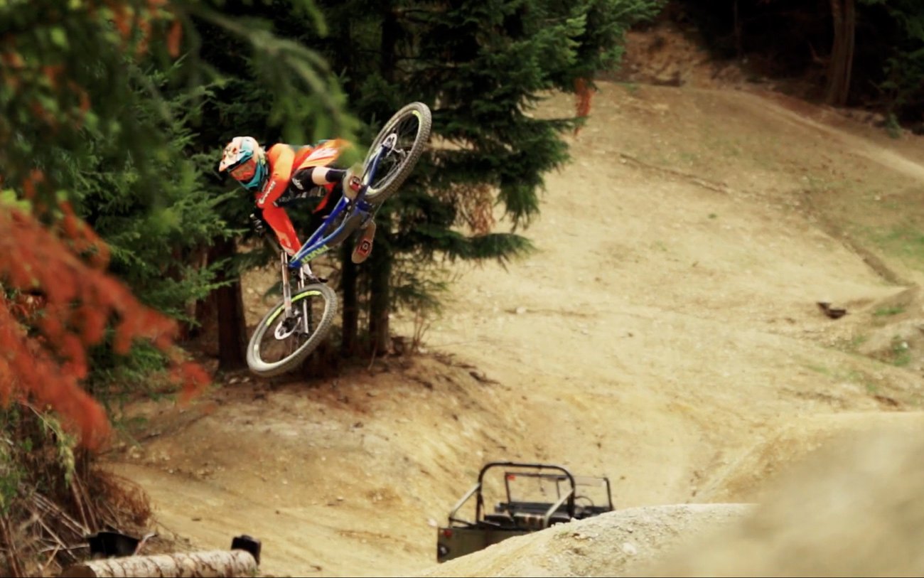Bernard Kerr - Queenstown Dreaming | Mindsparkle Mag