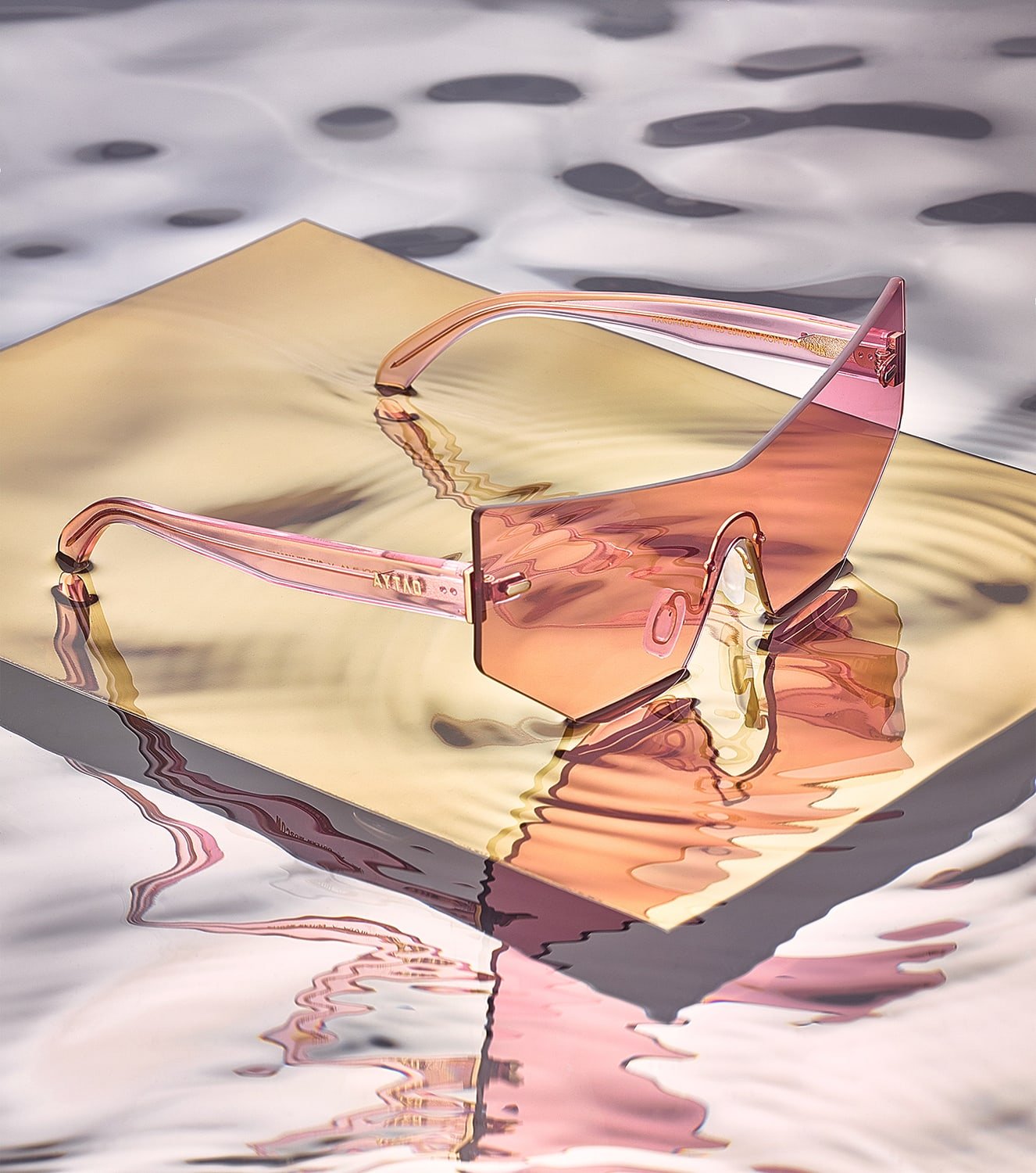 Fakoshima Glasses | Mindsparkle Mag