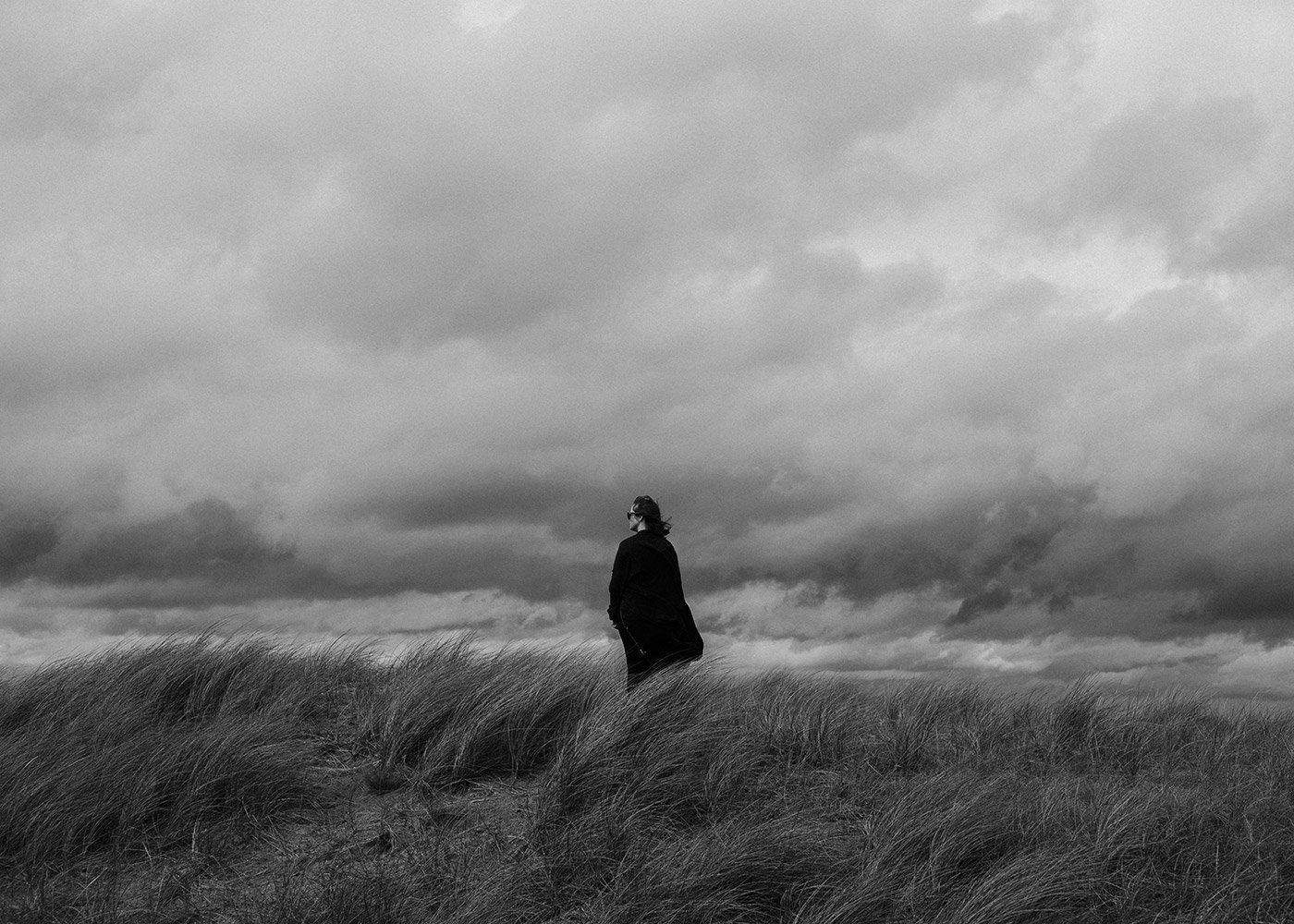 Gra - Black & White Photography | Mindsparkle Mag