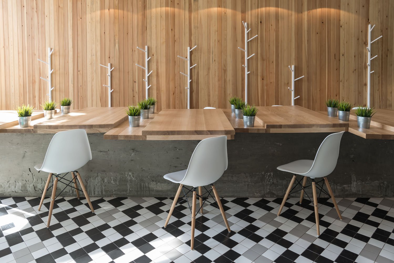 Kyoto wok-cafe interior & branding | Mindsparkle Mag