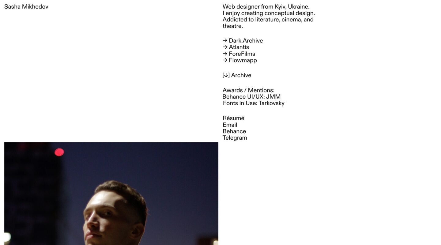 Sasha Mikhedov on Minimal Gallery
